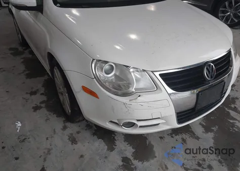 2010 Volkswagen Eos Komfort из США, поврежденный, VIN WVWBA7AH6AV019921